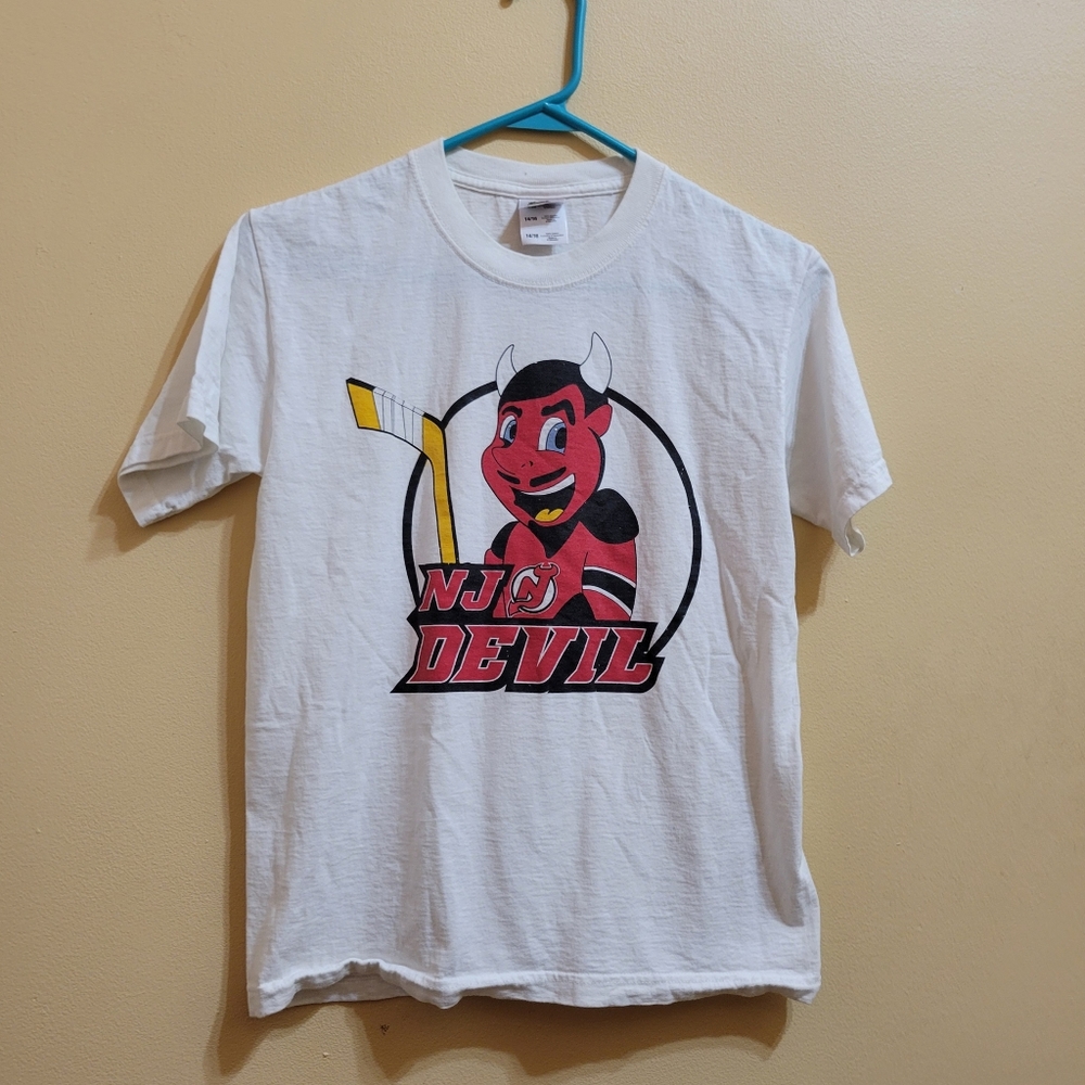 Vintage Children's NJ Devil Tee shirt Size 14/16